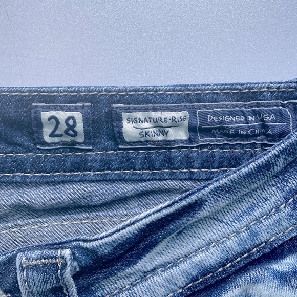 Miss Me Skinny Jeans - Picture 7 of 10